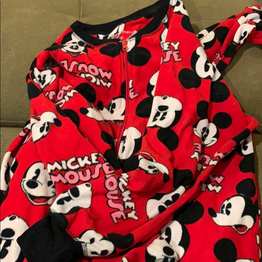 WOMENS ONESIE/FEETIE PAJAMAS